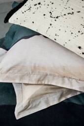 Harlequin 'Sedimentary' Cotton Duvet Cover Set in Dark Blue - Size: Double - thumbnail 5