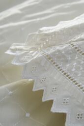 Portfolio Home Broderie Anglaise Duvet Cover Set in Cream - Size: Super King - thumbnail 3