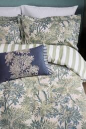 Sanderson 'Tapestry Tree' Cotton Cushion in Blue - Size: 40 cm x 60 cm - thumbnail 3