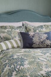 Sanderson 'Tapestry Tree' Cotton Cushion in Blue - Size: 40 cm x 60 cm - thumbnail 4