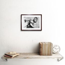 "Artery8 Wall Art Print Photo Music Jazz Louis Armstrong Playing Trumpet Artwork Framed 9X7 Inch in Brown - Size: W7"" x H9""" - thumbnail 2