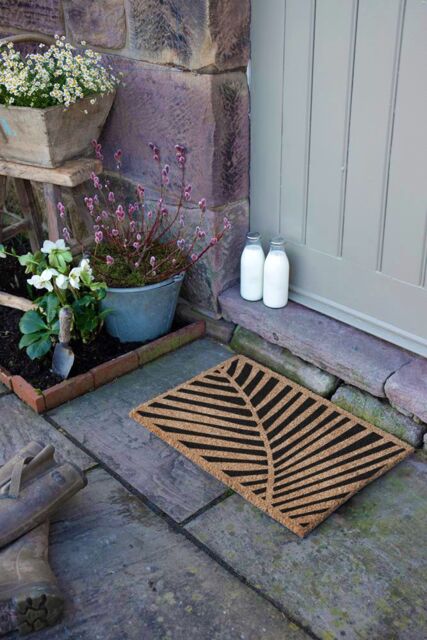 Artsy Mats Large Palm Leaf Pattern Doormat in Black - Size: 40 cm x 60 cm - image 1