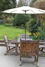 Glamhaus Cream Solar Power LED Tilting Parasol Waterproof Garden Umbrella 2.7M - thumbnail 6