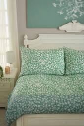 Deyongs Dainty Floral Cotton Duvet Set with Printed Floral Design in Green - Size: King - thumbnail 3