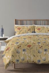 Copenhagen Home 'Olia' Reversible Polycotton Duvet Cover Set in Yellow - Size: King - thumbnail 2