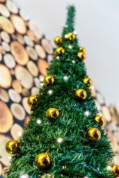 Shatchi 6Ft Prelit Pop up Christmas Tree With Warm White LED Lights & Gold Bauble in Green - thumbnail 5