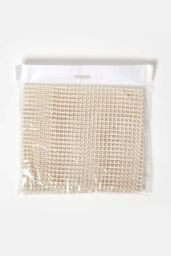 Homescapes Cream Indoor Anti Slip Rug Grips Rug Gripper 60 x 90 cm - Size: 60 cm x 90 cm - thumbnail 4