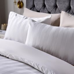 OHS Velvet Stripe Super Soft Duvet Cover Bedding Set in Cream - Size: Double - thumbnail 2