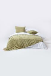 Homescapes Bed Sofa Throw Cotton Chenille Tie Dye in Green - Size: 220 cm x 240 cm - thumbnail 3