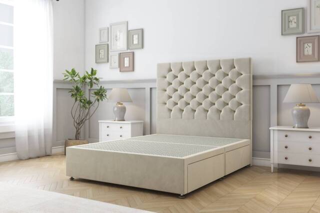 "Sloomy Mayfair Plush Divan Bed Base 4 Drawers - 54"" Headboard in Cream - Size: Small Double" - image 1