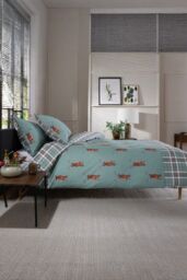 The Lyndon Company Highland Fell 100% Cotton Duvet Cover Set - Stag Print Bedding in Green - Size: King - thumbnail 3