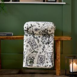 Furn Celestial Stories Printed Fleece in Cream - Size: 130 cm x 180 cm