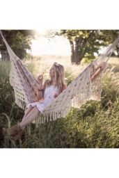 Amazonas Rio Family Hammock - Hand-Woven Brazilian Cotton, Veranda Hem in Burgundy - thumbnail 2
