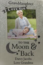 Personalised Memento Company Women's Personalised To the Moon & Back 4x4 Glitter Glass Photo Frame in Metallic Silver - thumbnail 3