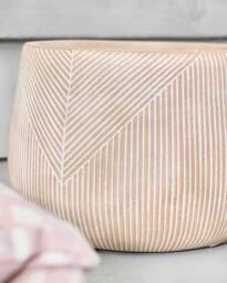 Dibor Small Beige Symmetry Stripe Beige Fibre Clay Indoor Outdoor Garden Planter Houseplant Flower Plant Pot H20 x Dia29cm - thumbnail 3