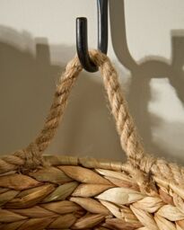 Dibor Natural Woven Water Hyacinth Medium Wall Basket with Rope Detailin H29 x D14cm - thumbnail 4