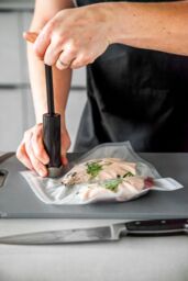 MasterClass Food Vacuum Sealer with 4 Reusable Polyethylene Food Bags, 24 x 24cm in Clear - Size: 24 x 24 cm - thumbnail 4