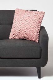 Homescapes Grace Pleated Velvet Cushion in Pink - Size: 45 cm x 45 cm - thumbnail 2