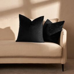 OHS 2 x Matte Velvet Cushion Covers Soft Plain Zip in Black - Size: 45 cm x 45 cm - thumbnail 2