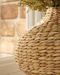 Dibor Traditional Pot Bellied Home Decor Flower Vase in Natural - Size: Medium - thumbnail 3
