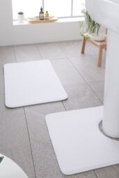 Catherine Lansfield Anti- Bacterial Memory Foam' Bath & Pedestal Mat Set in White - thumbnail 1
