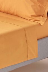 Homescapes Egyptian Cotton Flat Sheet 200 Thread Count in Mustard - Size: Single Flat - thumbnail 1