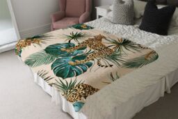 Benjamin Tate Design Tropical Cheetah Blanket in Natural - Size: 120 cm x 150 cm - thumbnail 3