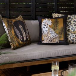 Paoletti Leopardis Cat Printed Outdoor Cushion in Gold - Size: 50 cm x 50 cm - thumbnail 6