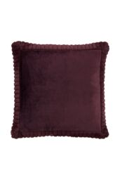 Catherine Lansfield 'Velvet & Faux Fur' 55x55cm Cushion in Plum - Size: 55 cm x 55 cm - thumbnail 5
