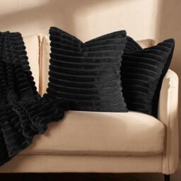 OHS 4 x Faux Fur Thick Rib Filled Cushion Covers in Black - Size: 45 cm x 45 cm - thumbnail 2