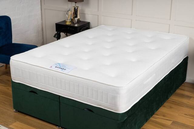 UK Bed Furniture Oxford Mattress in White - Size: Single - image 1