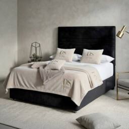 DS Living Harrington Black Divan Bed - Size: King - thumbnail 1