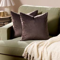OHS 2 x Matte Velvet Cushion Covers Soft Plain Zip in Brown - Size: 45 cm x 45 cm - thumbnail 1