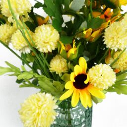 Leaf Enhance your floral arrangements w/ this 50cm artificial dahlia pompom spray in soft yellow. Crafted for realism, this high-quality flower stem - thumbnail 8