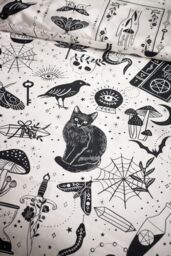 Catherine Lansfield 'Enchanted Witchcraft' Reversible Duvet Cover Set in Black - Size: Single - thumbnail 4