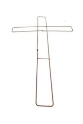 KDMD Wire Cross Frame 15 Inch Gold