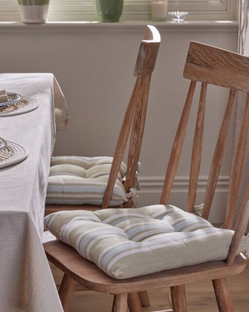 Dibor Set of 2 Striped Indoor Chair Seat Pads Furniture Cushions L40cm x W40cm in Beige - Size: 40 cm x 40 cm - image 1