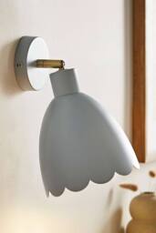ValueLights Millie Flower Style Scallop Adjustable Wall Light in Baby Blue