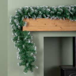 Samuel Alexander 2.7m (9ft) Snow Tipped Green Christmas Garland - thumbnail 5