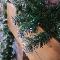 Samuel Alexander 2.7m (9ft) Snow Tipped Green Christmas Garland - thumbnail 3