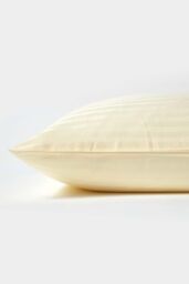Homescapes Continental Egyptian Cotton Pillowcase 330 TC, 80 x 80 cm in Bright Yellow - thumbnail 2