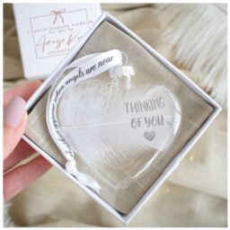 Amaya Rose Ltd THINKING OF YOU In Memory of Feather Heart Bauble Gift Boxed in Clear - thumbnail 1