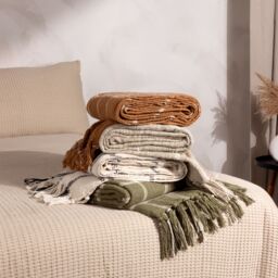 Yard Beni Slub Cotton Check Throw in Beige - Size: 130 cm x 180 cm - thumbnail 3