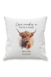 Personalised Memento Company Personalised Highland Cow Cushion in White - Size: 40 cm x 40 cm