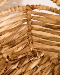 Dibor Vintage Water Hyacinth Medium Open Weave Wicker Scalloped Planter Basket (Dia) 18cm, (H)25cm in Natural - thumbnail 3