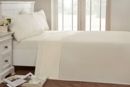 Rapport Home 56P Polycotton Housewife Pillowcase Pair (75 x 50 cm) in Cream - Size: Standard Pillow Case - thumbnail 1