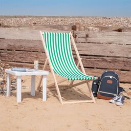 Harbour Housewares 2x Traditional Wooden Deck Chairs - Folding Garden Beach Lounge Chair in Light Green - thumbnail 6