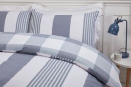 Rapport Home PH Chambray Stripe Duvet Cover Set with Pillowcase in Blue - Size: Super King - thumbnail 2
