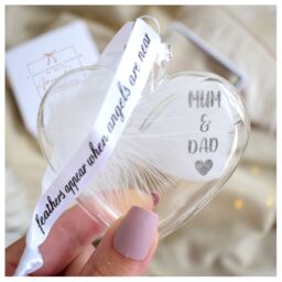 Amaya Rose Ltd In Memory of MUM & DAD Feather Heart Bauble Gift Boxed in Clear - thumbnail 2