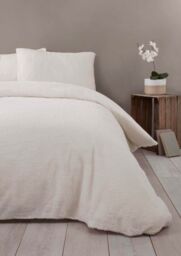 Rapport Home Teddy Fleece Polyester Duvet Cover Set With Pillowcase in Cream - Size: Single - thumbnail 1